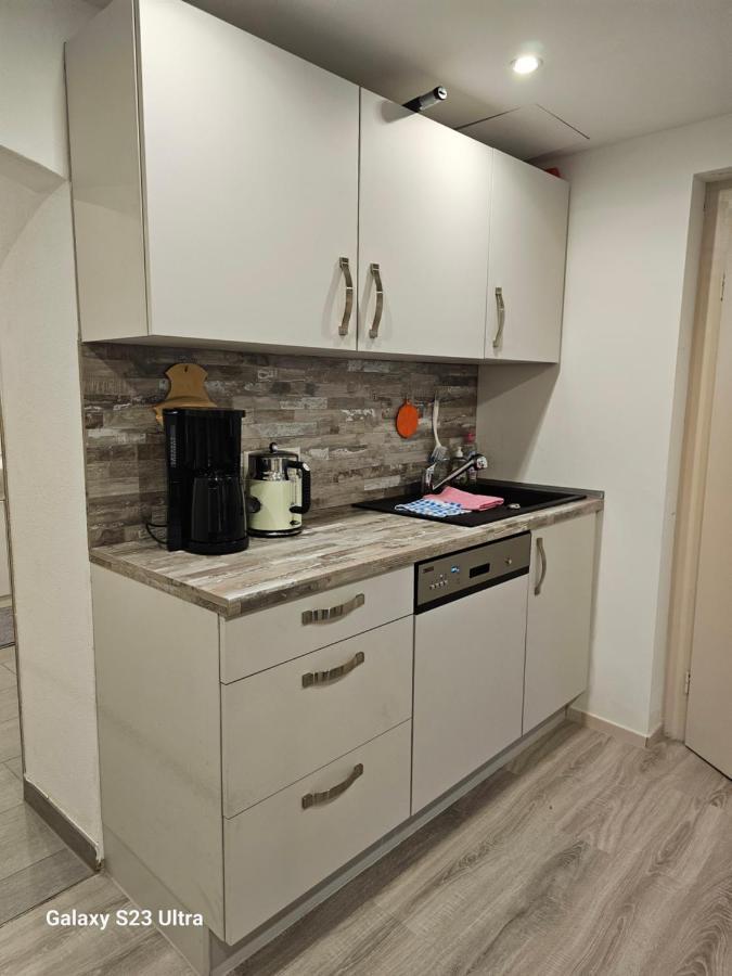 Ferienwohnung ,,Hinter Der Mauer" Хилдбургхаузен Екстериор снимка